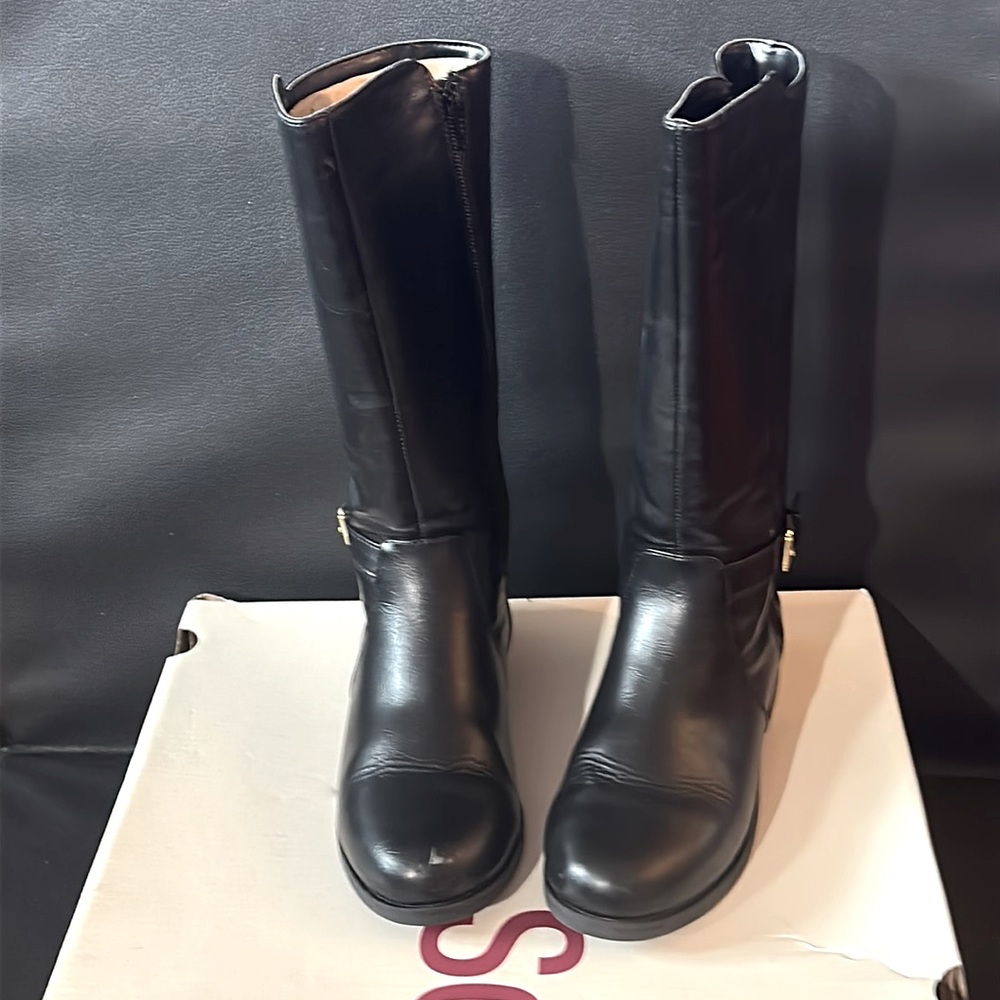 Children’s place girls boots size 2